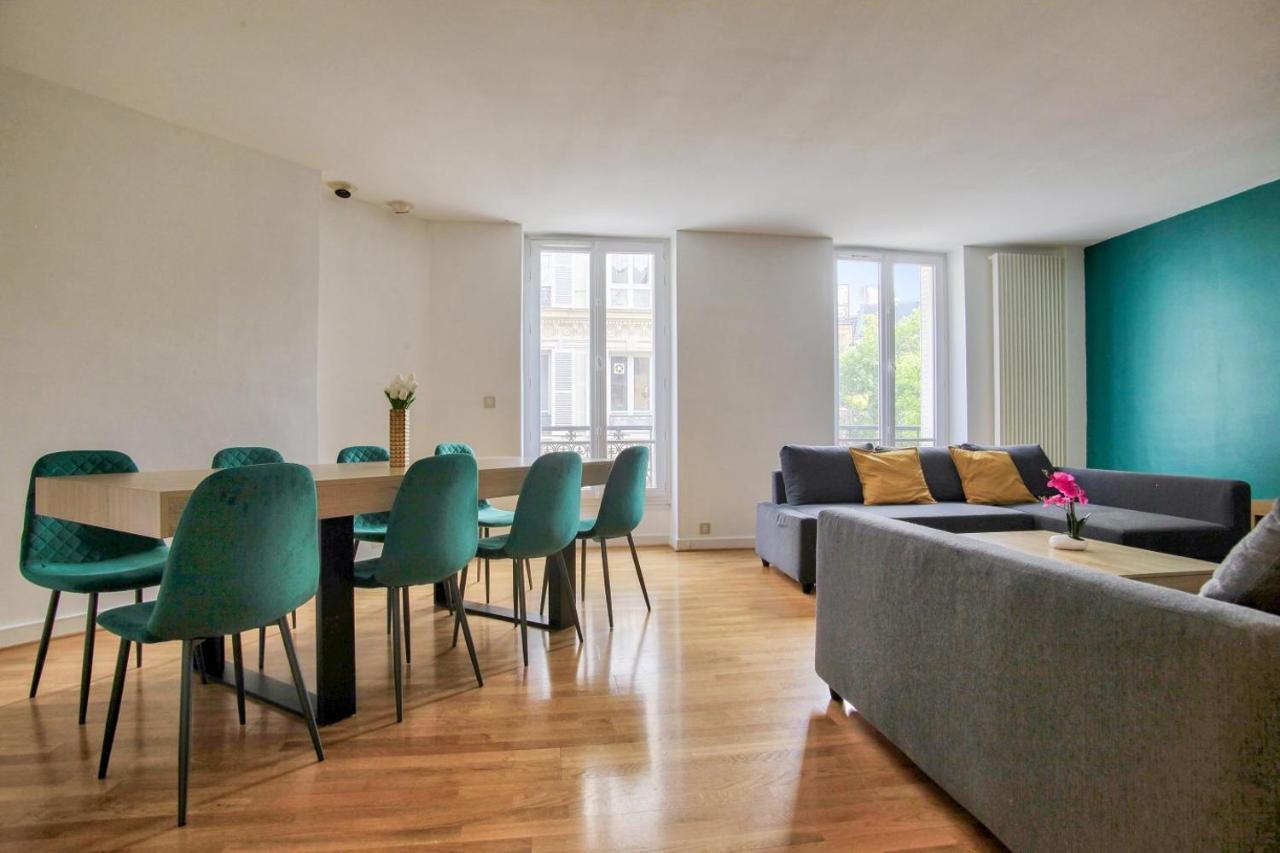 Luxurious 2 Bedrooms Tour Eiffel Breteuil Free Netflix Paris Exterior foto